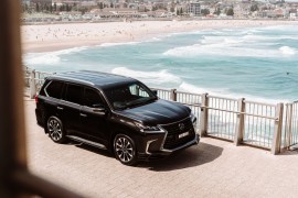 Lexus LX 570 S 2021 chốt giá từ 129.483 USD