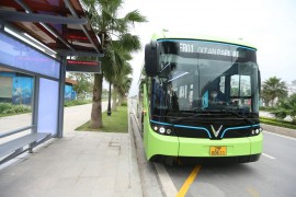 Xe buýt điện đầu tiên của VinBus chính thức vận hành
