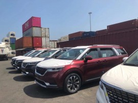 Kia Sedona thế hệ mới tiếp tục cập cảng Việt Nam, khách hàng chờ ngày ra mắt chính thức