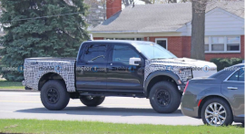 Ford F-150 Raptor 2022 chưa được bán ra nhưng phiên bản mạnh hơn đã được thử nghiệm