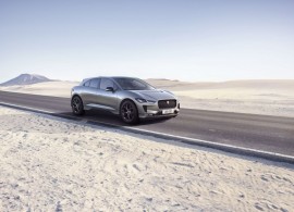 Jaguar I-Pace có thêm phiên bản Black mới