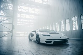 Lamborghini Countach lộ hình ảnh hoàn chỉnh, chỉ có 112 xe được sản xuất