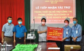 Toyota Việt Nam tiếp tục hỗ trợ thiết bị y tế cho tỉnh Vĩnh Phúc