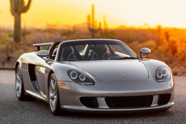 Mức đấu giá dành cho Porsche Carrera GT đã vượt ngưỡng 1 triệu USD