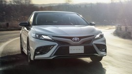 Toyota Camry 2022 lên lịch ra mắt tại thị trường Thái Lan