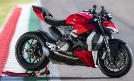 Nakedbike Ducati Streetfighter V2 2022 bán ra từ tháng 12 tới