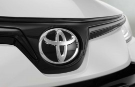 Toyota bắt tay với BYD để sản xuất ô tô điện