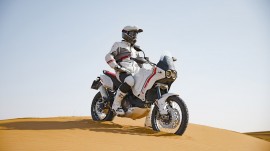 DesertX 2022 – xe địa hình hoàn toàn mới của Ducati