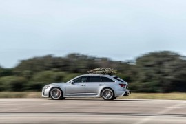 Audi RS6 lập kỷ lục tốc độ đạt gần 300 km/h
