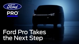 Ford hé lộ mẫu xe van chạy điện sẽ ra mắt vào ngày 9/5