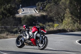 Cận cảnh Ducati Streetfighter V2