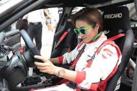 Nữ vận động viên Việt Nam tham gia giải đua xe thể Thao Fia Motorsport Games 2022