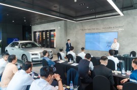 Rolls-Royce tổ chức chương trình đào tạo độc quyền White Gloves tại Việt Nam