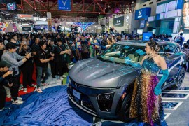 VinFast lần đầu ra mắt dải xe điện tay lái nghịch tại Triển lãm Ô tô Quốc tế Indonesia 2024