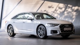 Audi A6 S Line 2025 chốt giá từ 2,299 tỷ đồng tại Việt Nam