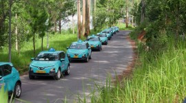 Taxi truyền thống chuyển đổi thành taxi thuần điện ngày càng tăng