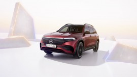 Mercedes-Benz Việt Nam giới thiệu EQB 250+ phiên bản nâng cấp và chương trình ưu đãi trong tháng 9