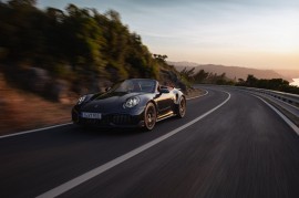 Porsche giới thiệu phiên bản cao cấp nhất của dòng xe 911 tại triển lãm ô tô IAA Mobility ở Munich: