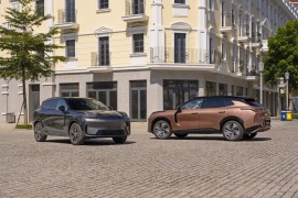 Lynk & Co 08 EM-P có giá từ 1,299 tỷ đồng tại Việt Nam