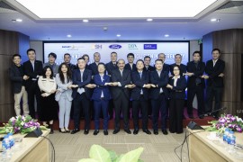 Ford Việt Nam cùng các đối tác ký kết Biên bản chương trình Ford Ensure