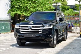 Gần 700 xe Toyota Land Cruiser 300 bị triệu hồi tại Việt Nam