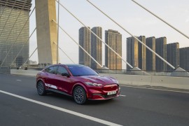 Ford Việt Nam giảm giá Mustang Mach-E còn 1,699 tỷ đồng