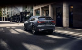 Mazda CX-60 có gì để cạnh tranh BMW X3 và Mercedes GLC?
