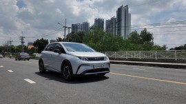 BYD Dolphin 2026: Hatchback điện thế hệ mới với quãng đường 435 km, công nghệ hiện đại và giá từ 499 triệu đồng
