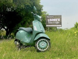 Chất lái của Vespa Sprint 80th 125 - Nghệ thuật bên trong động cơ i-Get