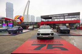 Porsche Together: Tinh thần Raceborn gắn kết đam mê xe thể thao