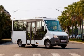 GAZ Việt Nam mang xe lắp ráp tại Đà Nẵng đến triển lãm ở Campuchia