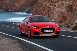 Nghịch lý Audi TT giảm giá sốc đến 580 triệu đồng, các xe sang khác vẫn tăng giá