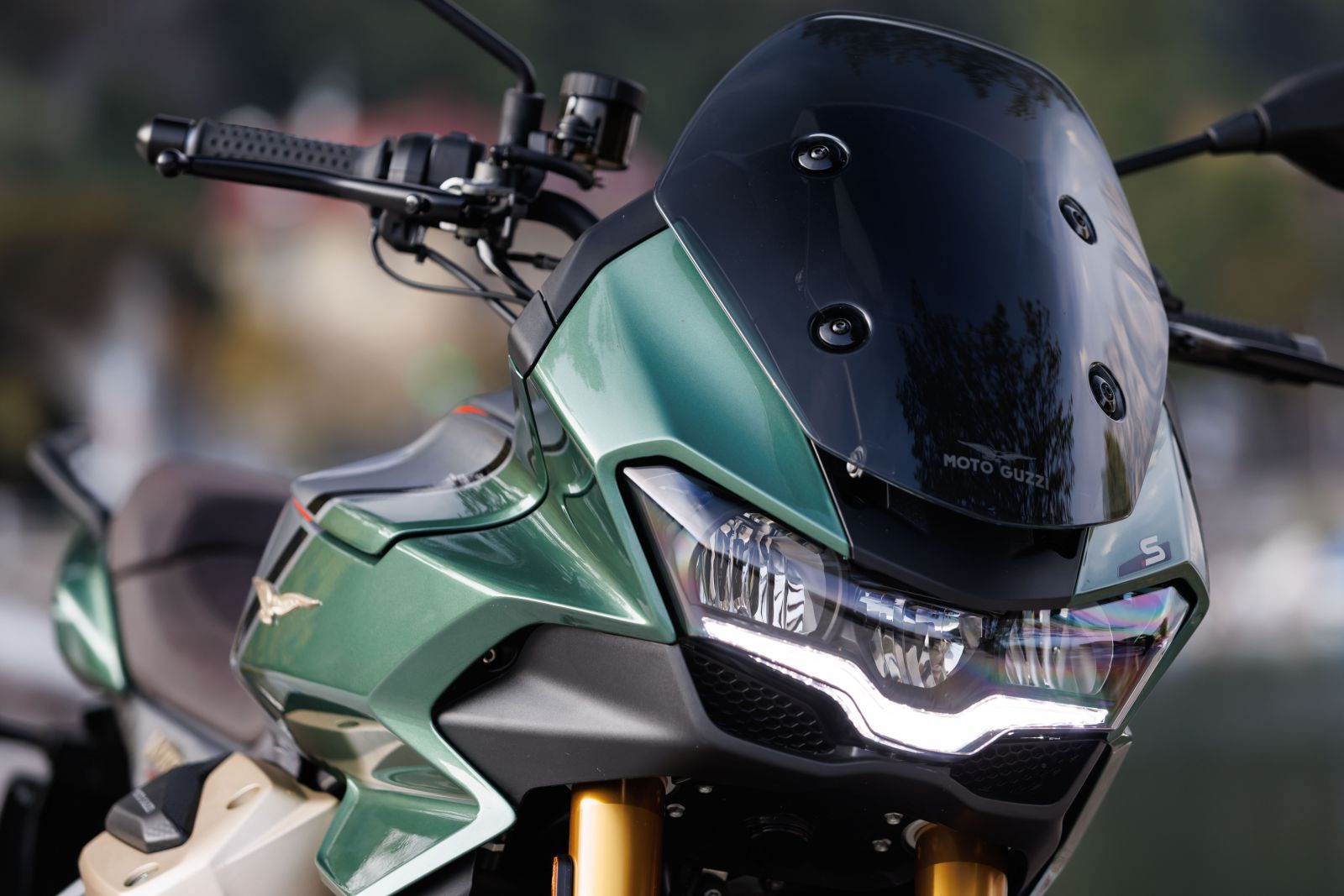 Moto Guzzi V100 Mandello